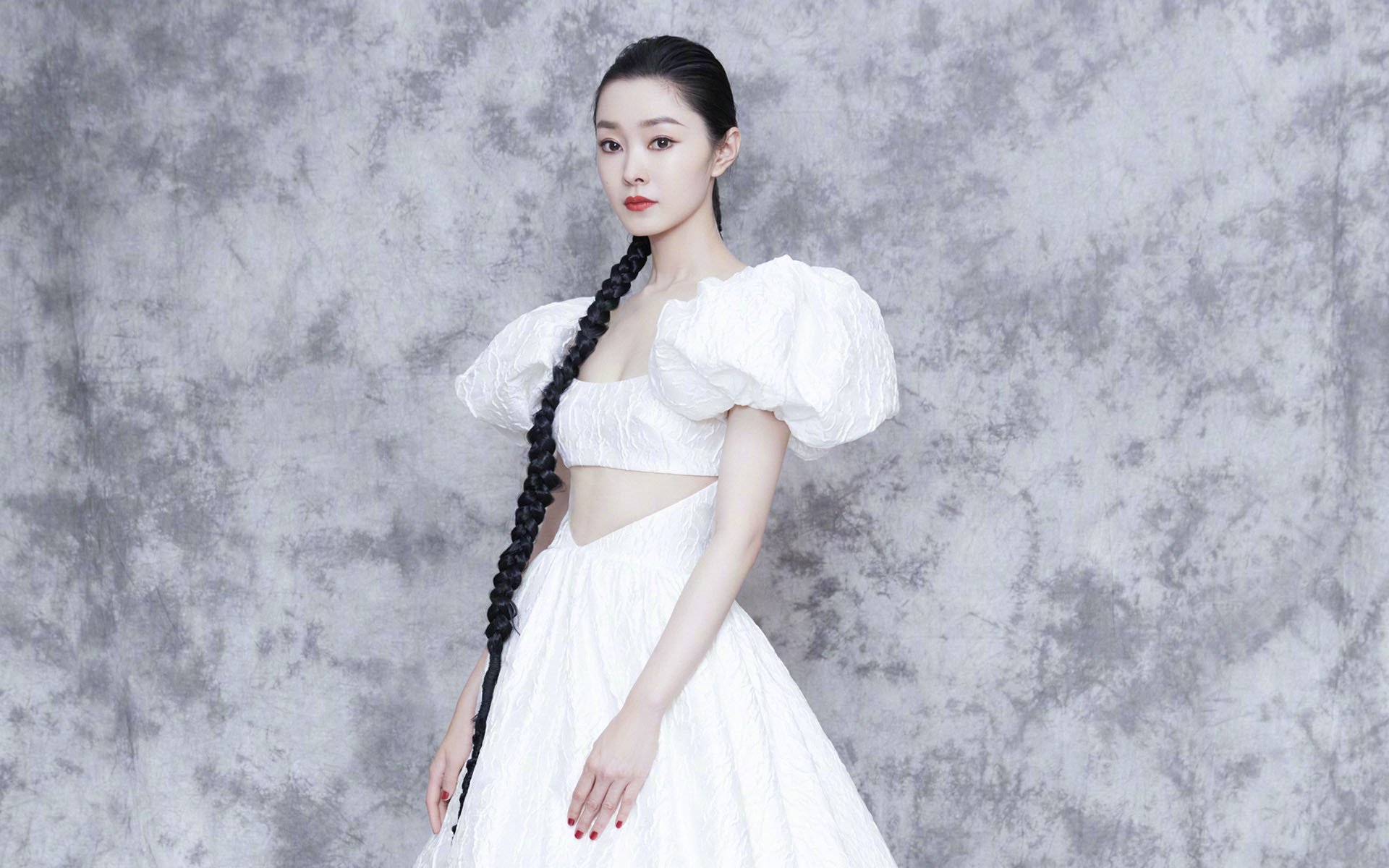 九游娱乐APP-卢顿逆转客场战胜贝里茅尔，取得联赛三连胜，球队状态火爆，顿巴斯与卢甘斯克